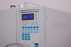 System GC YL6100 z detektorem PDHID 3
