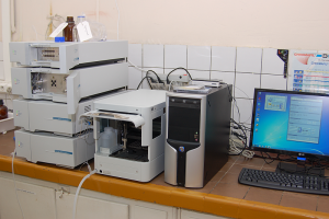 instalacja chromatografu cieczowego HPLC YL9100 4